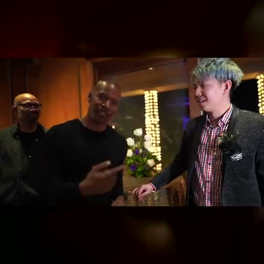 Jamie Foxx with Johnny Wu after his show
