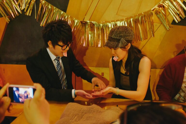 Johnny Wu performing close up magic for guests