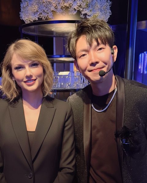 Johnny Wu with Taylor Swift